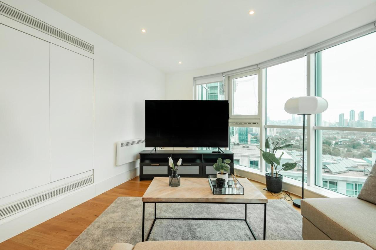 Vauxhall Skyline Apartment Londres Extérieur photo