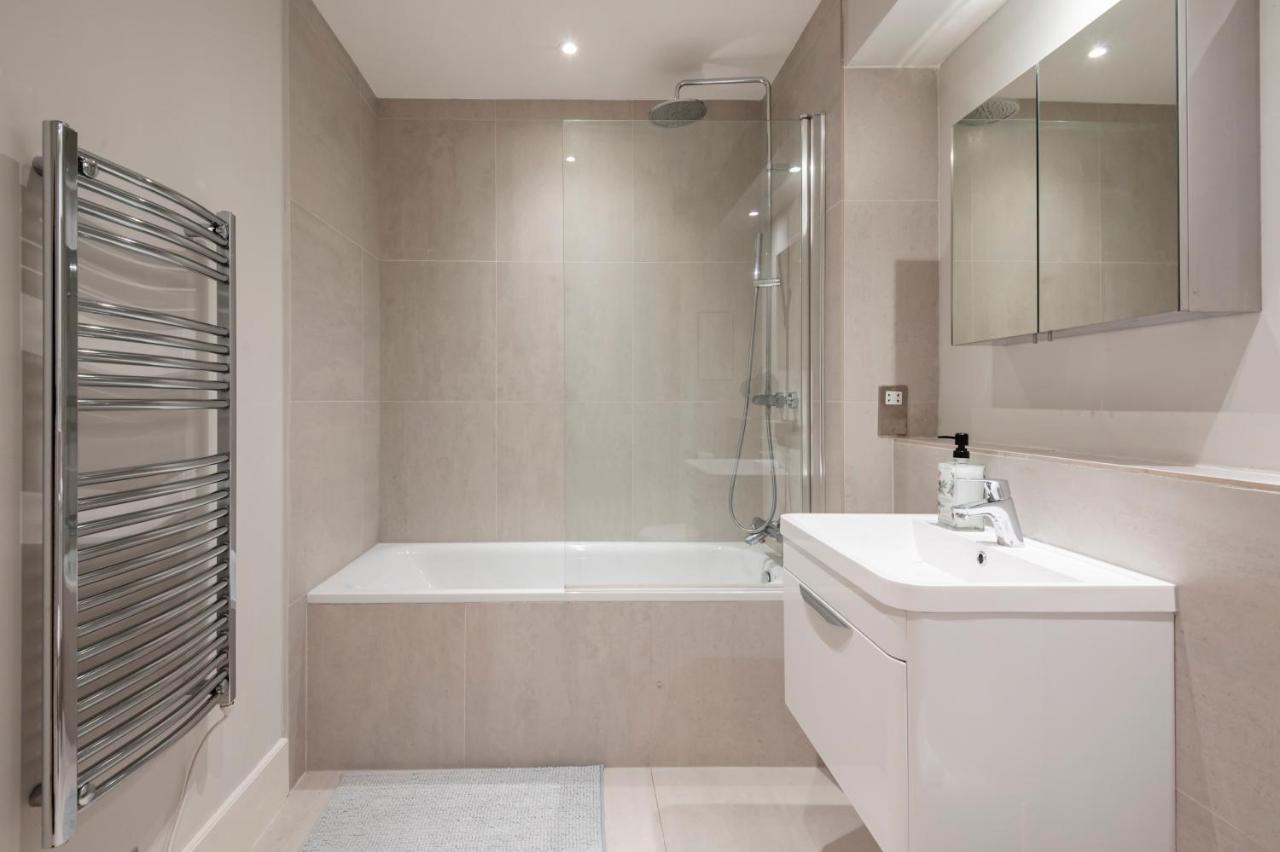 Vauxhall Skyline Apartment Londres Extérieur photo