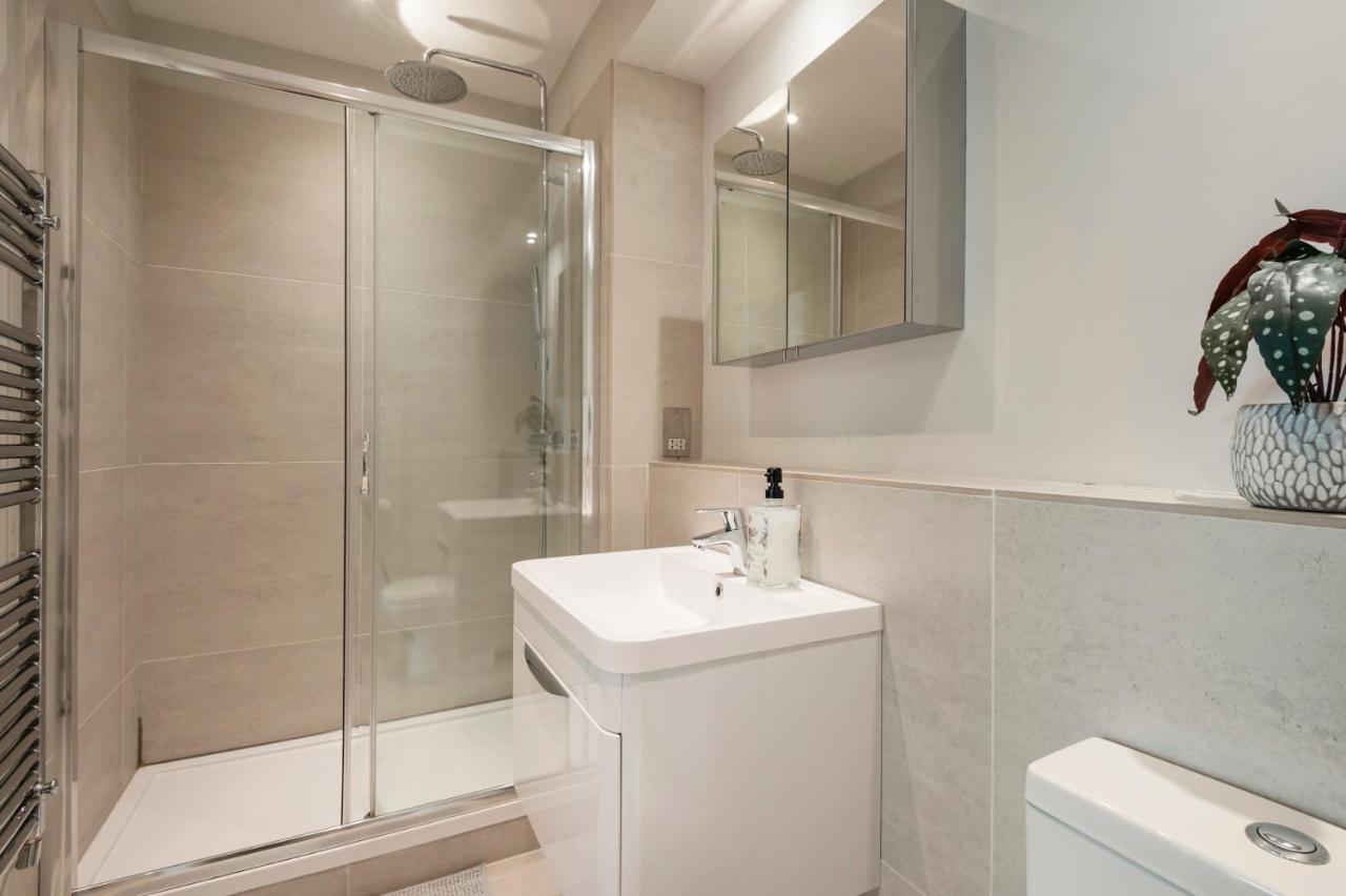 Vauxhall Skyline Apartment Londres Extérieur photo