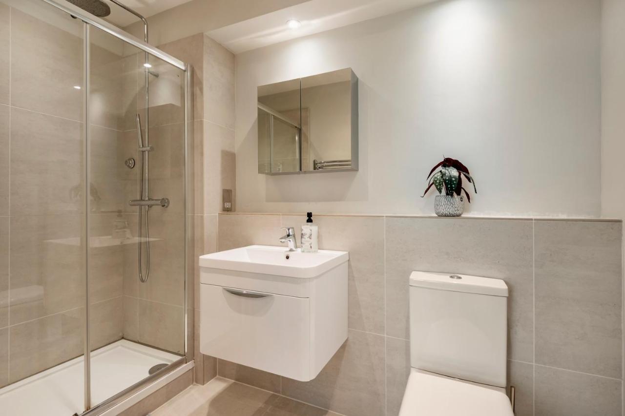 Vauxhall Skyline Apartment Londres Extérieur photo