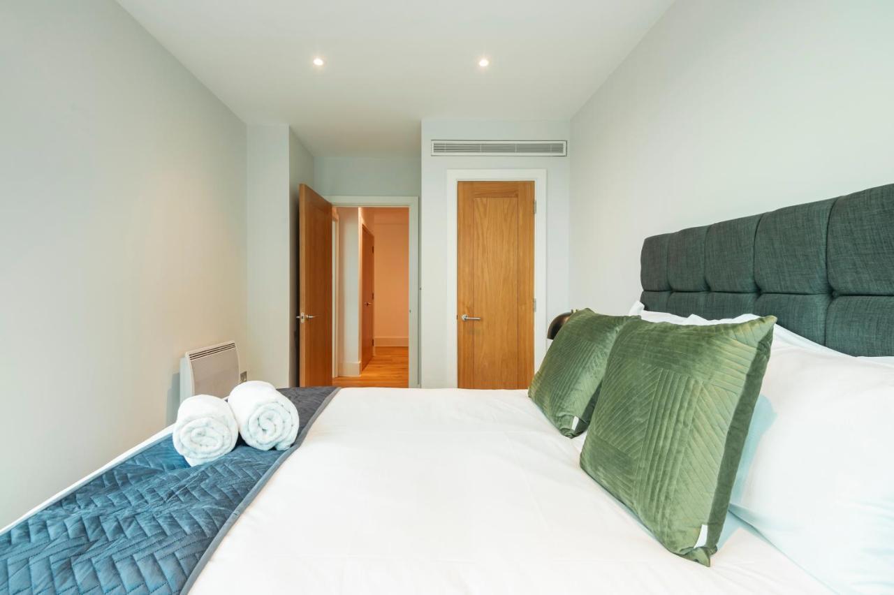 Vauxhall Skyline Apartment Londres Extérieur photo